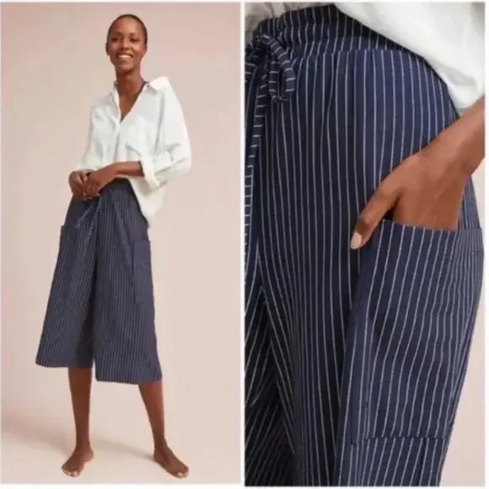 Anthropologie Sunday in Brooklyn Navy Striped Cropped Pants Mediun